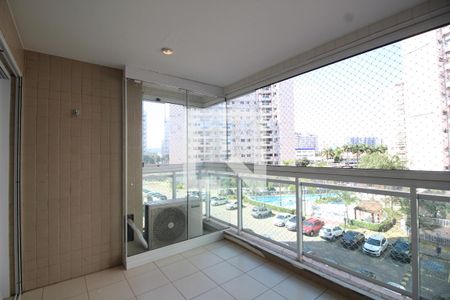 Varanda Sala de apartamento para alugar com 3 quartos, 73m² em Jacarepaguá, Rio de Janeiro