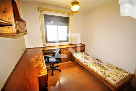 Apartamento à venda com 4 quartos, 102m² em Cambuí, Campinas