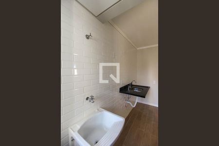 Apartamento à venda com 28m², 1 quarto e sem vaga Apartamento à venda com 28m², 1 quarto e sem vagaÁrea de Serviço