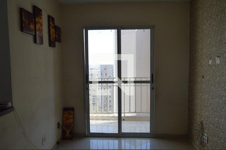 Sala de apartamento para alugar com 2 quartos, 52m² em Jardim Sao Miguel, Ferraz de Vasconcelos