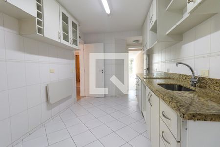 Casa para alugar com 209m², 4 quartos e 2 vagas Casa para alugar com 209m², 4 quartos e 2 vagasCozinha