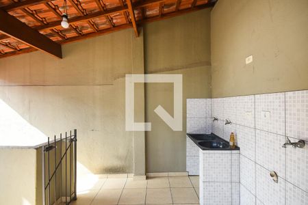 Casa para alugar com 97m², 2 quartos e 2 vagasÁrea de serviço