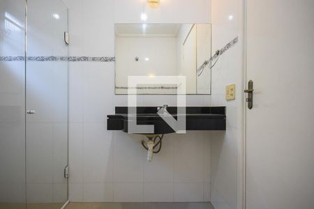 Casa para alugar com 97m², 2 quartos e 2 vagasBanheiro