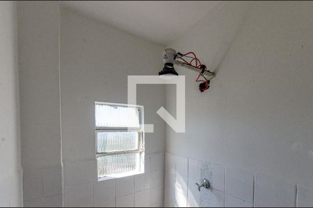 Banheiro de casa para alugar com 1 quarto, 30m² em Vila Pirituba, São Paulo