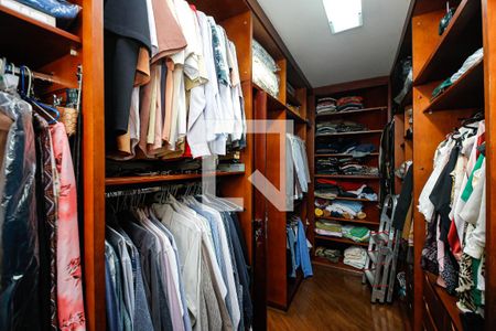 Apartamento à venda com 574m², 4 quartos e 4 vagasCloset Suíte 3