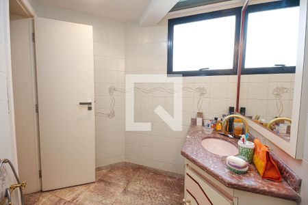 Apartamento à venda com 574m², 4 quartos e 4 vagasBanheiro Suíte 1