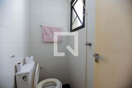 Apartamento à venda com 574m², 4 quartos e 4 vagasBanheiro de Serviço