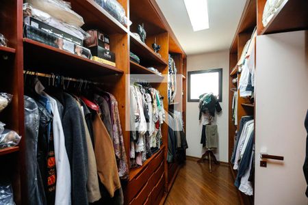 Apartamento à venda com 574m², 4 quartos e 4 vagasCloset Suíte 3