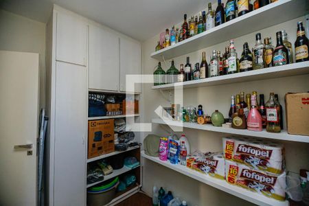 Apartamento à venda com 574m², 4 quartos e 4 vagasDispensa Serviço