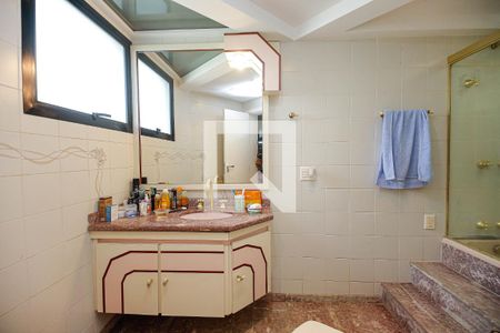 Apartamento à venda com 574m², 4 quartos e 4 vagasBanheiro Suíte 1