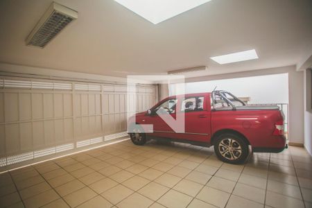 Garagem de casa à venda com 6 quartos, 316m² em Planalto Paulista, São Paulo