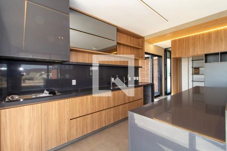 Casa de condomínio à venda com 363m², 4 quartos e 4 vagas Casa de condomínio à venda com 363m², 4 quartos e 4 vagasCozinha