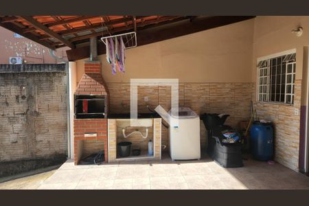 Casa à venda com 80m², 2 quartos e 3 vagasÁrea Externa