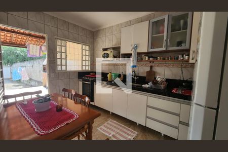Casa à venda com 80m², 2 quartos e 3 vagasCozinha