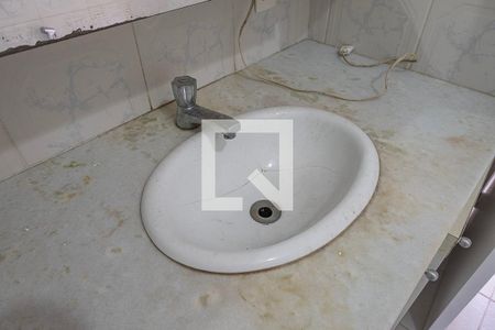 Apartamento à venda com 93m², 2 quartos e 1 vagaSuíte - Banheiro