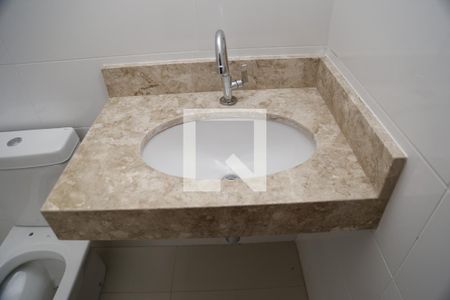 Casa à venda com 130m², 3 quartos e 3 vagasBanheiro da Suíte 3