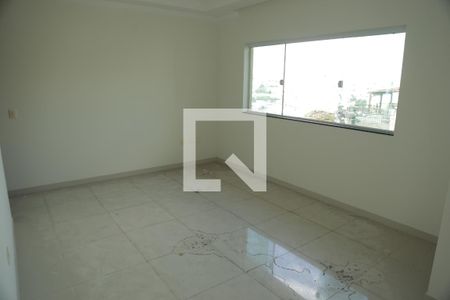 Sala de casa à venda com 3 quartos, 130m² em Vila Palmeiras, São Paulo