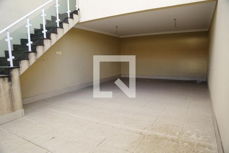 Casa à venda com 130m², 3 quartos e 3 vagasGaragem