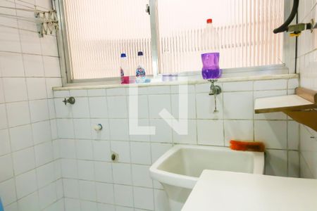 Apartamento à venda com 69m², 3 quartos e 1 vagaÁrea de Serviço