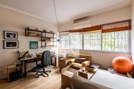 Apartamento para alugar com 135m², 1 quarto e 1 vagaEscritório