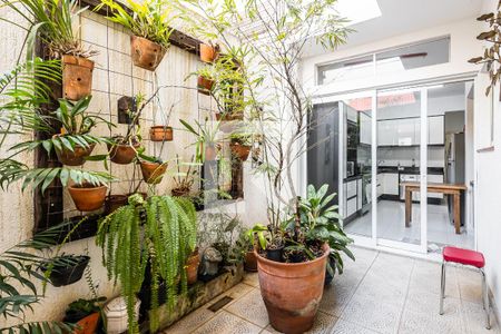 Apartamento para alugar com 135m², 1 quarto e 1 vagaQuintal