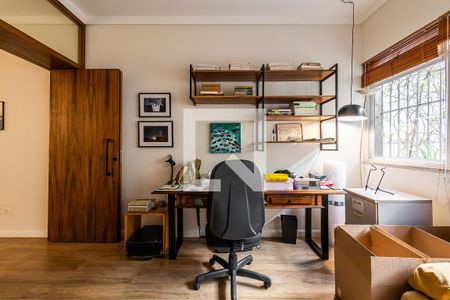 Apartamento para alugar com 135m², 1 quarto e 1 vagaEscritório