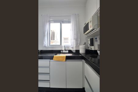 Apartamento à venda com 118m², 2 quartos e 2 vagasCozinha