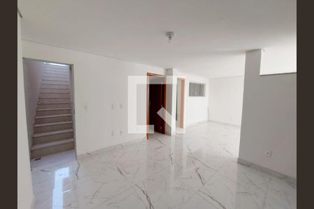 Casa à venda com 3 quartos, 70m² em Nacional, Contagem