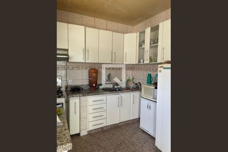 Casa à venda com 3 quartos, 360m² em Coqueiros, Belo Horizonte