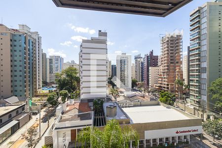 Apartamento à venda com 240m², 3 quartos e 3 vagasVista da suíte 2