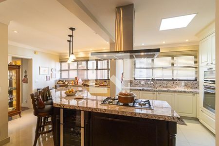 Apartamento à venda com 240m², 3 quartos e 3 vagasCozinha