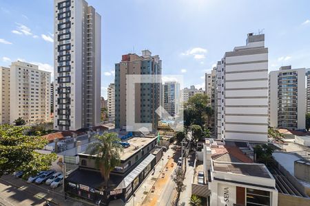 Vista da varanda de apartamento à venda com 3 quartos, 240m² em Cambuí, Campinas