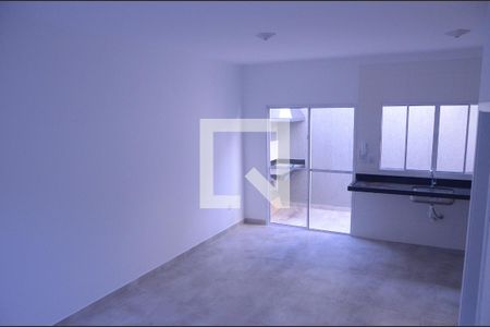 Casa à venda com 67m², 2 quartos e 1 vagaCozinha