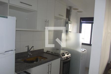 Cozinha de apartamento para alugar com 2 quartos, 54m² em Del Castilho, Rio de Janeiro
