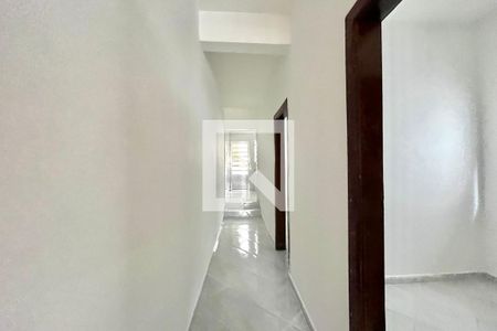 Corredor de casa para alugar com 2 quartos, 100m² em Vila Mira, São Paulo