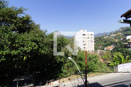 Apartamento à venda com 86m², 2 quartos e sem vagaVista 