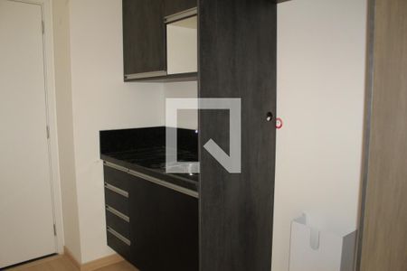 Cozinha de apartamento para alugar com 1 quarto, 32m² em Pompeia, São Paulo