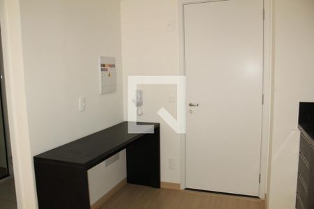 Cozinha de apartamento para alugar com 1 quarto, 32m² em Pompeia, São Paulo