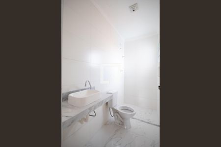 Casa de condomínio à venda com 67m², 2 quartos e 1 vagaBanheiro