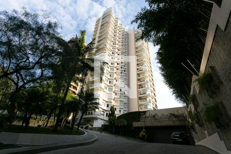 Apartamento à venda com 440m², 4 quartos e 3 vagasFachada