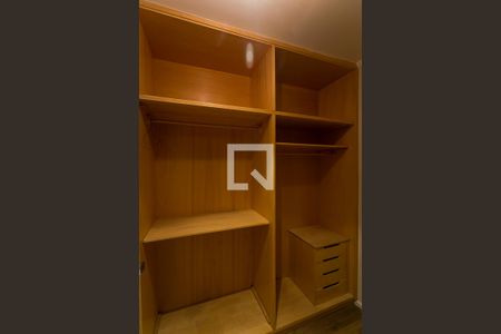 Apartamento à venda com 440m², 4 quartos e 3 vagasBanheiro da Suíte 1