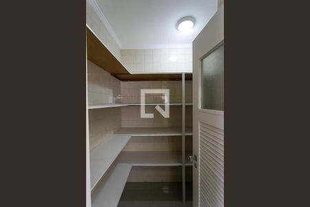 Apartamento à venda com 440m², 4 quartos e 3 vagasDespensa