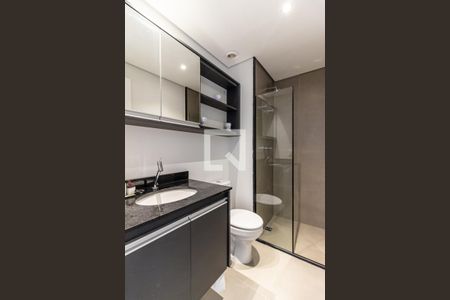 Studio à venda com 77m², 1 quarto e sem vaga Studio à venda com 77m², 1 quarto e sem vagaBanheiro