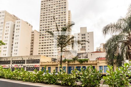 Studio à venda com 77m², 1 quarto e sem vaga Studio à venda com 77m², 1 quarto e sem vagaGarden e Área Privativa - Vista