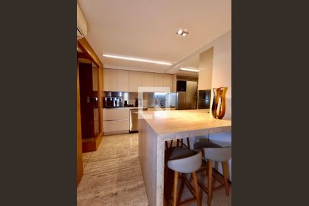Apartamento à venda com 260m², 2 quartos e 3 vagasCozinha/Copa