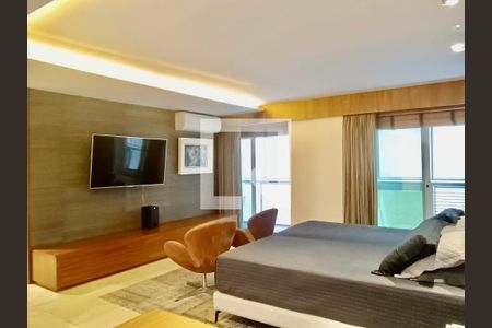 Apartamento à venda com 260m², 2 quartos e 3 vagasSuíte 1