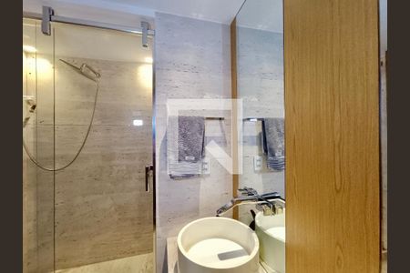 Apartamento à venda com 260m², 2 quartos e 3 vagasSuíte 2 banheiro