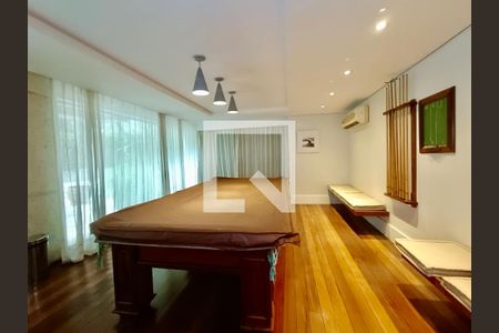 Apartamento à venda com 260m², 2 quartos e 3 vagasÁrea Comum - Playground