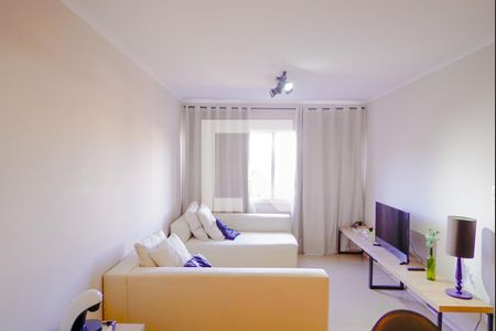 Sala de TV de apartamento para alugar com 3 quartos, 127m² em Vila Monumento, São Paulo