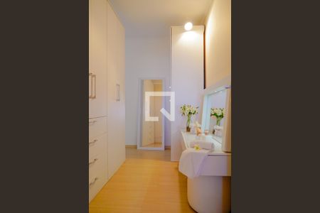 Apartamento à venda com 127m², 3 quartos e 1 vagaCloset Quarto 1